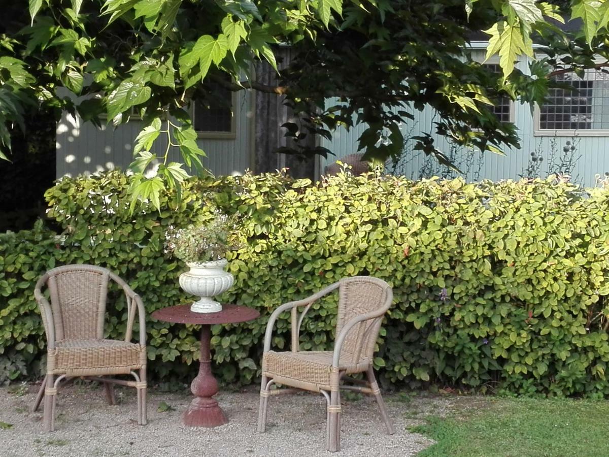 Pipowagen Overnachting Het Houten Huis Zaltbommel Exterior foto