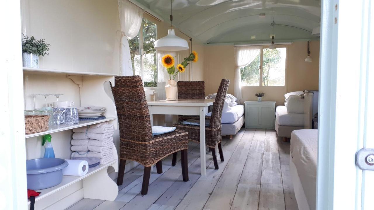 Pipowagen Overnachting Het Houten Huis Zaltbommel Exterior foto